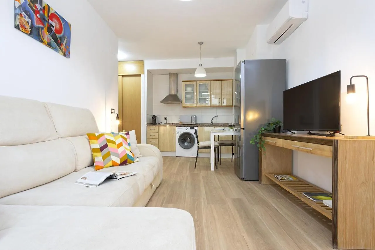 -Malagasunapts-Cervantes Pool&Parking Spain