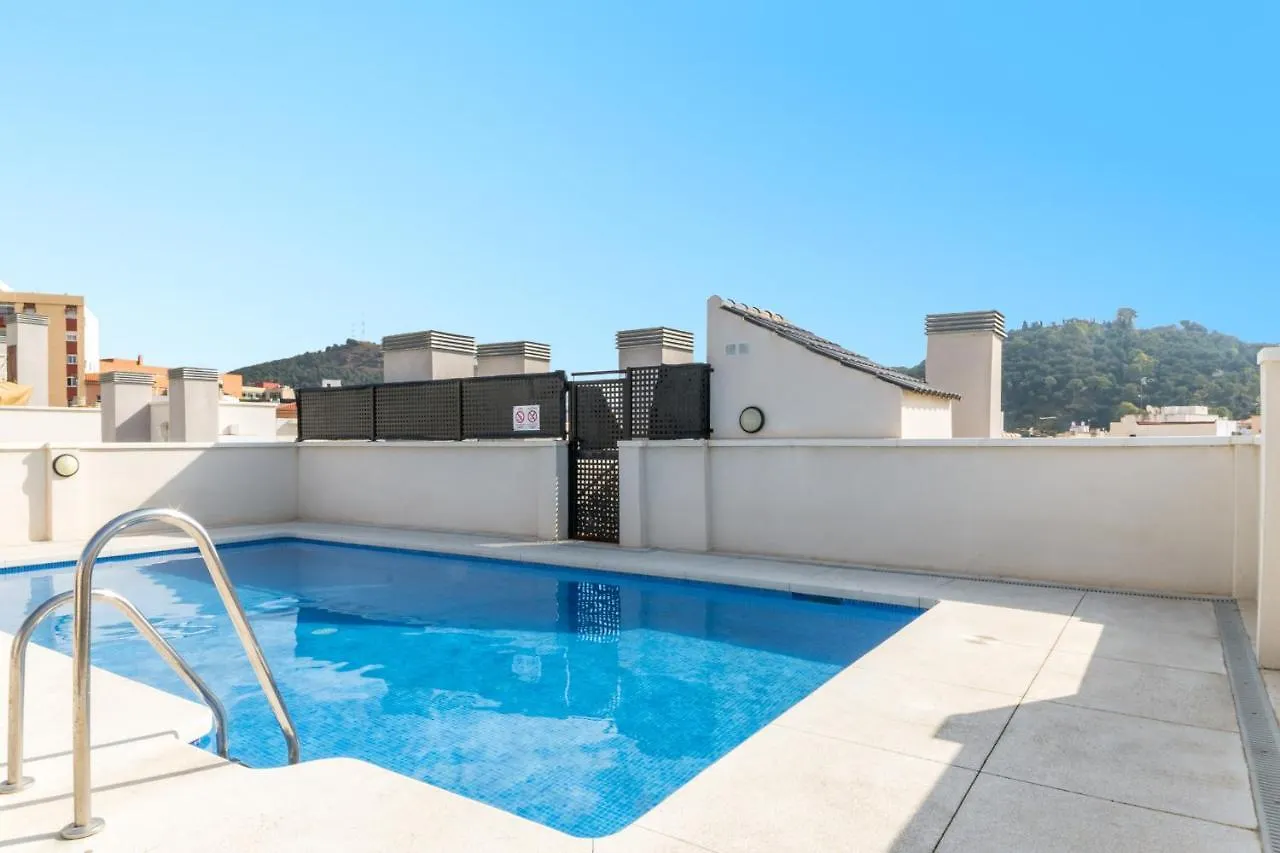 -Malagasunapts-Cervantes Pool&Parking 0*, Malaga Spain